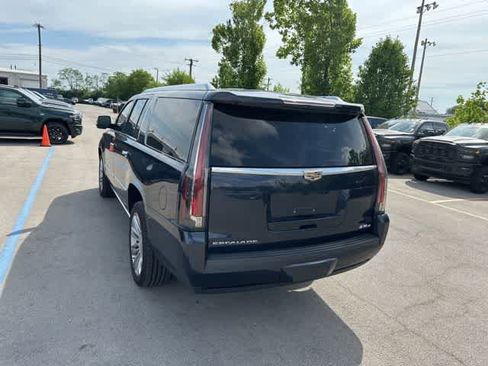 Used 2019 Cadillac Escalade ESV Platinum AWD/4WD image 25