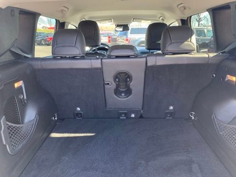 Used 2016 Jeep Renegade Limited image 25