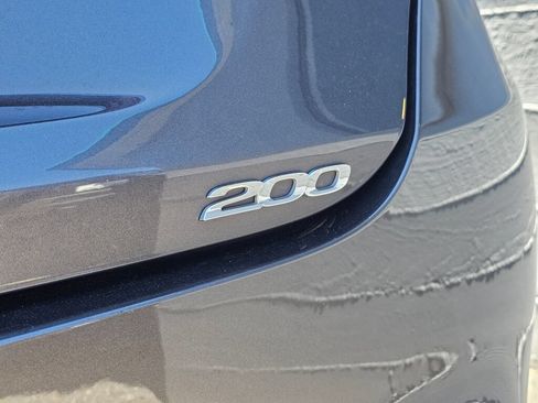Used 2015 Chrysler 200 Limited w/ Comfort Group FWD image 14