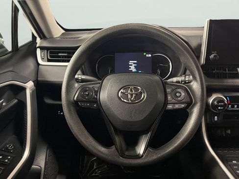 Used 2023 Toyota RAV4 XLE AWD/4WD image 22