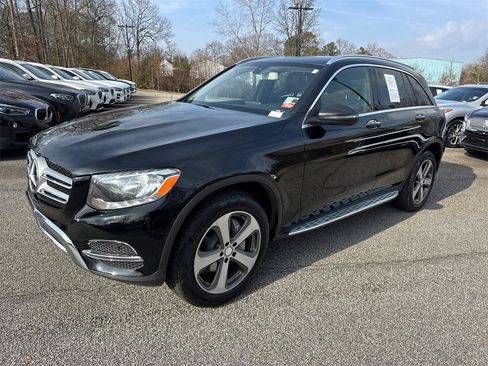 Used 2017 Mercedes-Benz GLC 300 image 3