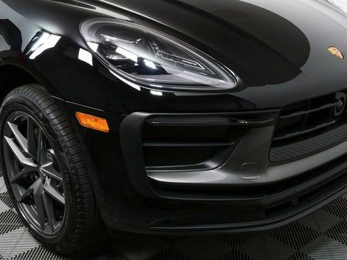 New 2026 Porsche Macan Turbo image 39