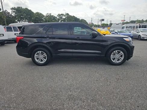 Used 2023 Ford Explorer 4WD w/ Class IV Trailer Tow Package image 6