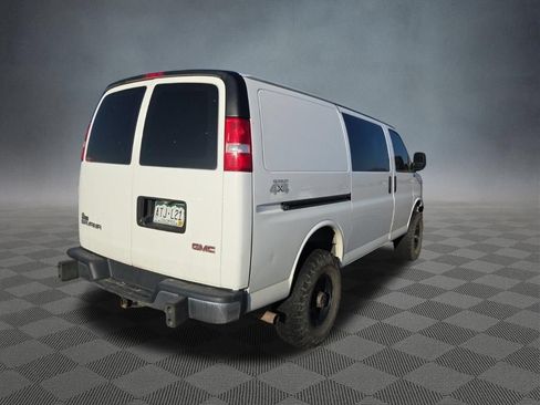 Used 2019 GMC Savana 2500 w/ Driver Convenience Package RWD image 3