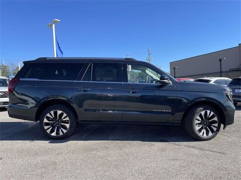 New 2025 Ford Expedition Max Platinum w/ Driver's Package image 2