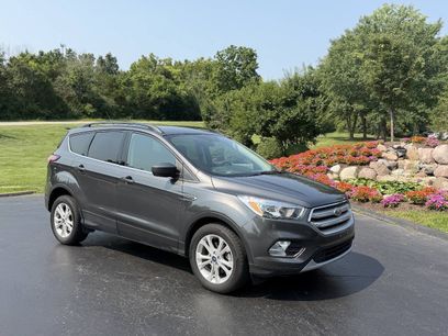 Used 2018 Ford Escape SE w/ SE Sync 3 Package