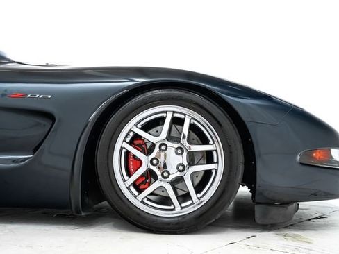 Used 2003 Chevrolet Corvette Z06 w/ Memory Package, 3 Drivers RWD image 14