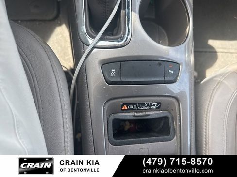 Used 2017 Chevrolet Cruze Premier w/ Enhanced Convenience Package image 25