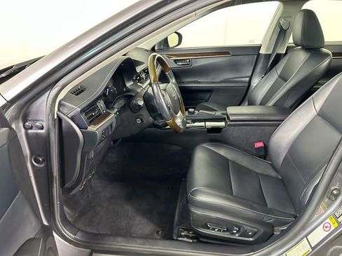 Used 2013 Lexus ES 350 w/ Premium Pkg image 12