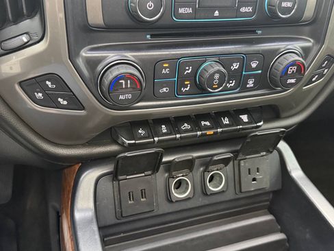 Used 2017 Chevrolet Silverado 3500 High Country w/ Duramax Plus Package AWD/4WD image 57