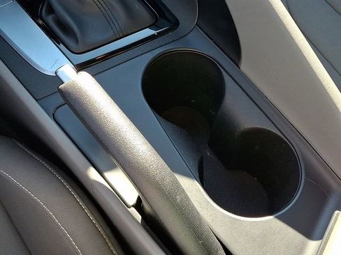 Used 2024 Hyundai Elantra SEL image 27