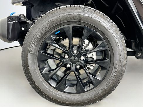 Used 2023 Jeep Wrangler Sahara w/ Cold Weather Group image 11