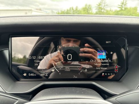 New 2025 GMC Acadia Elevation image 46