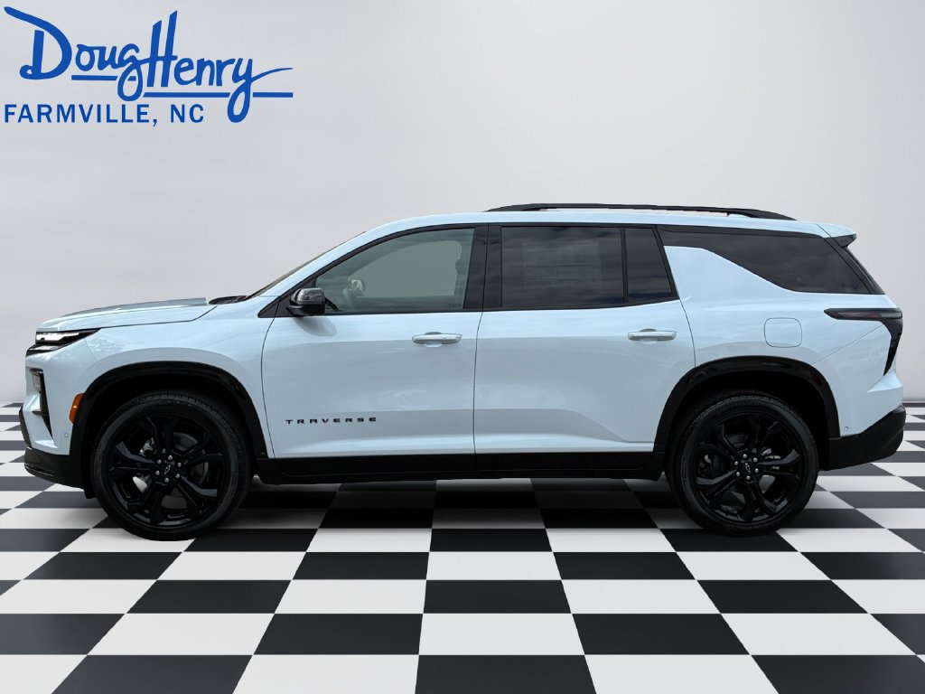 New 2027 Chevrolet Traverse RS w/ LPO, Floor Liner Package AWD/4WD image 2