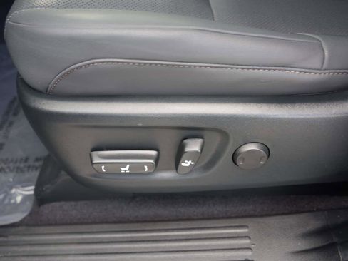 Used 2023 Lexus GX 460 Premium image 17