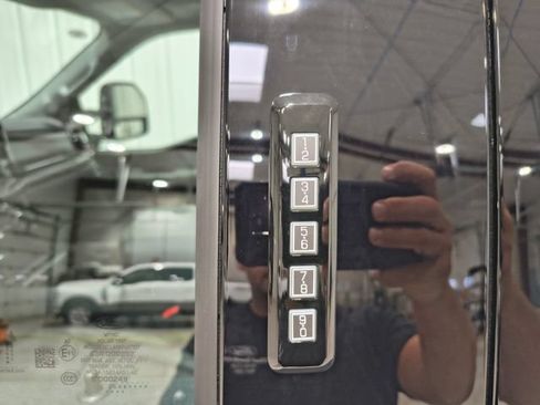 New 2026 Ford F350 Lariat w/ Black Appearance Package AWD/4WD image 15