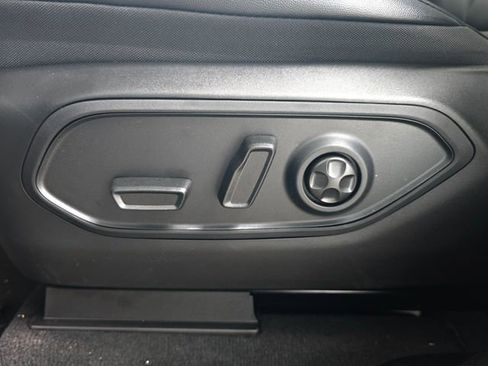 New 2026 Jeep Grand Cherokee L Limited AWD/4WD image 16