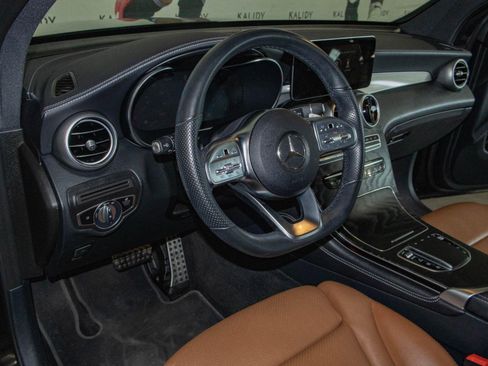 Used 2020 Mercedes-Benz GLC 300 4MATIC Coupe image 5