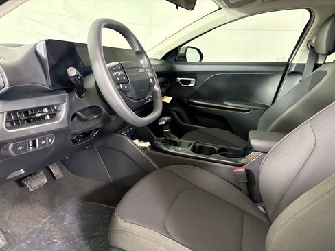 New 2026 Kia K4 FWD image 22