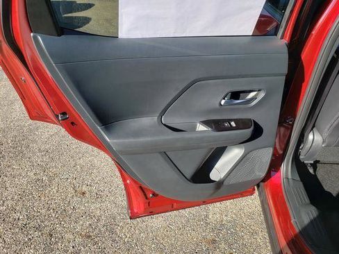 New 2026 Nissan Kicks SR w/ Cold Weather Package AWD/4WD image 14