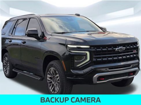 Used 2025 Chevrolet Tahoe Z71 w/ Comfort Package AWD/4WD image 8