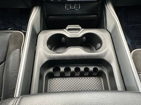 Used 2023 RAM 1500 Laramie AWD/4WD image 42