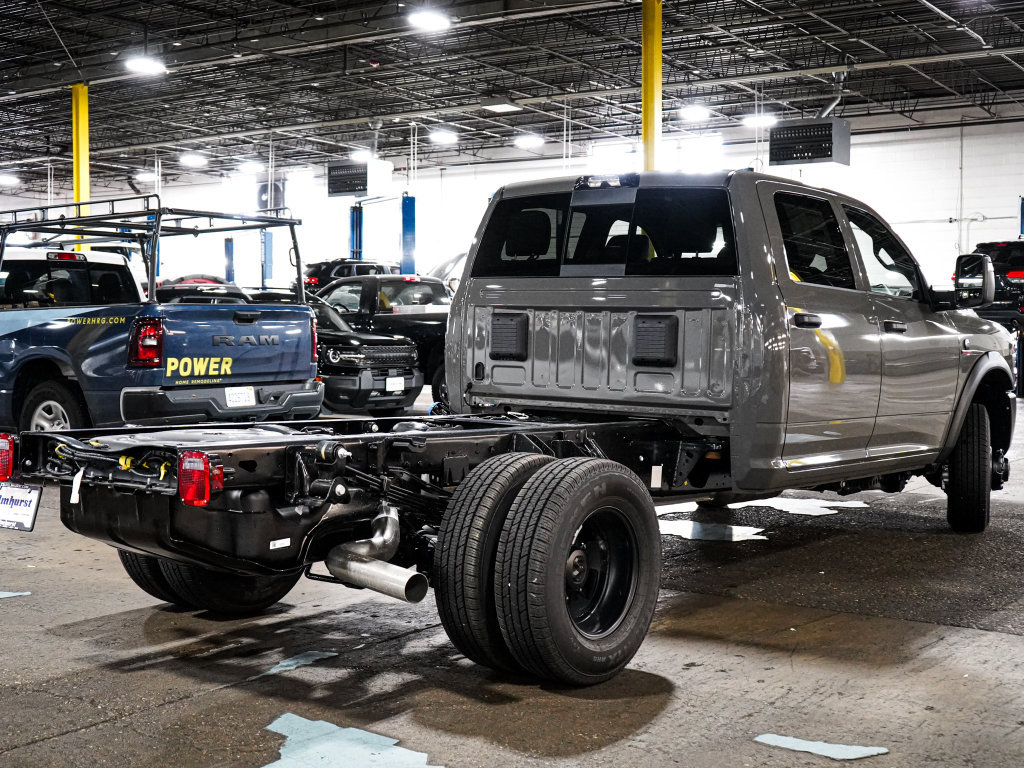 New 2027 RAM 3500 Tradesman AWD/4WD image 7