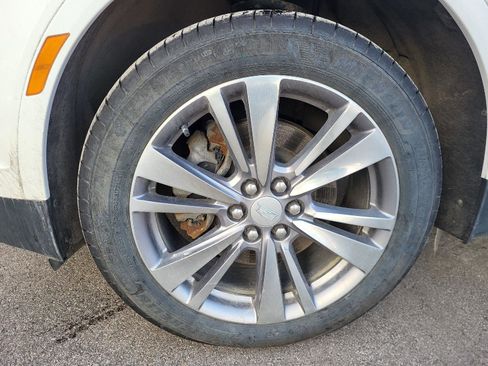 Used 2024 Cadillac XT5 Premium Luxury image 15