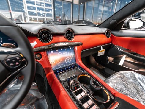 Used 2025 Karma Revero Luxury image 13