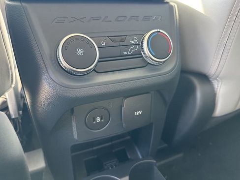 New 2026 Ford Explorer Active w/ Active Comfort Package image 36