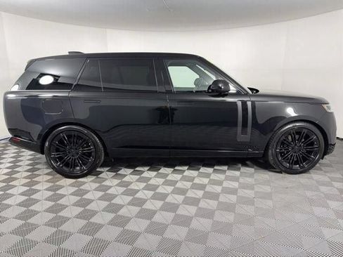 Used 2026 Land Rover Range Rover Long Wheelbase SE AWD/4WD image 9