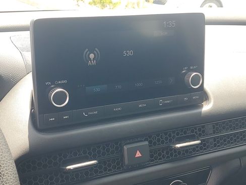 Used 2023 Honda HR-V LX image 26