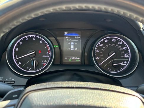 Used 2023 Toyota Camry SE image 13