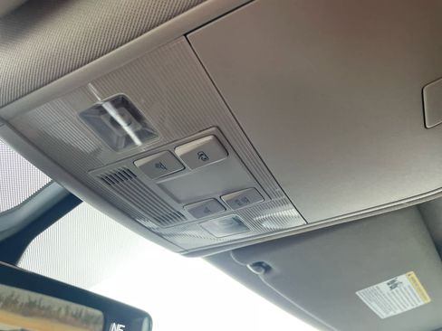 Used 2022 Volkswagen Atlas SE image 22