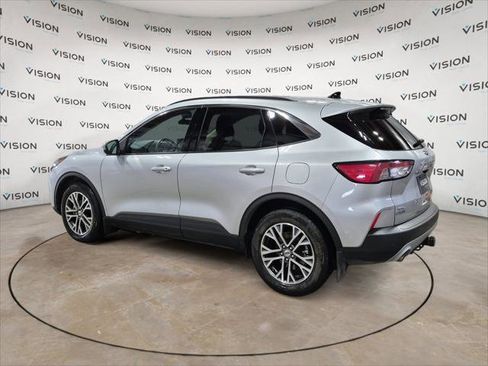 Used 2020 Ford Escape SEL image 3