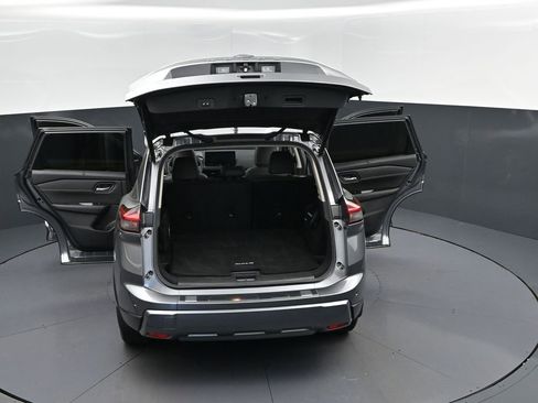 Used 2024 Nissan Rogue SL w/ SL Premium Package image 49