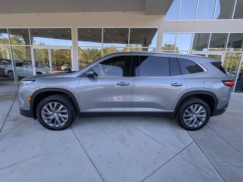 New 2026 Buick Enclave Preferred w/ Power Package image 7