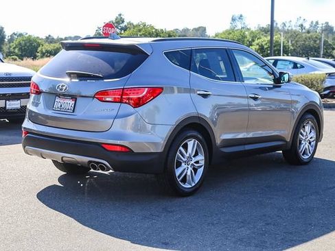 Used 2014 Hyundai Santa Fe Sport 2.0T w/ Technology Package 05 FWD image 5