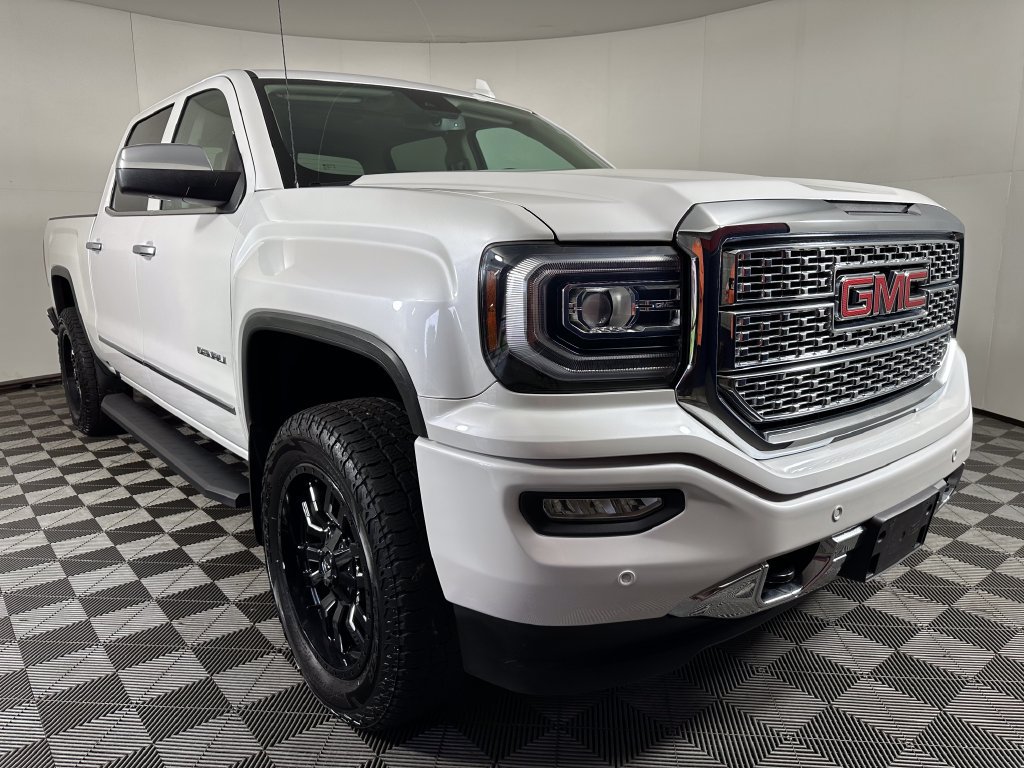 Used 2018 GMC Sierra 1500 Denali AWD/4WD image 7