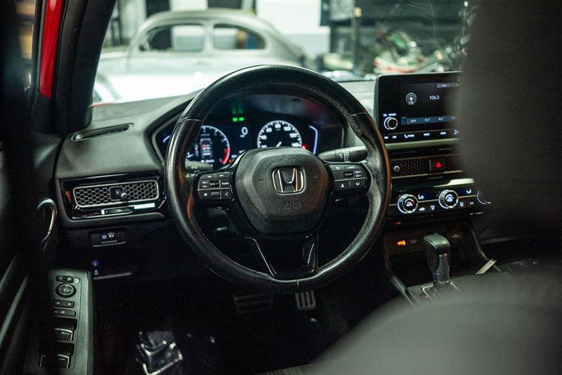 Used 2024 Honda Civic Sport image 14