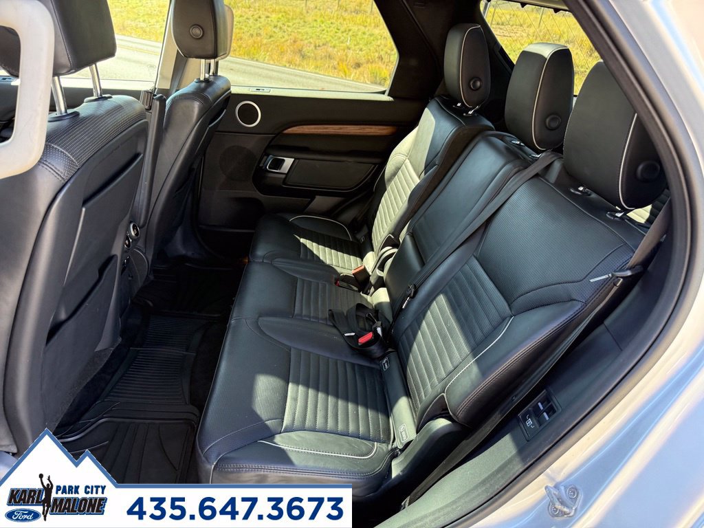 Used 2017 Land Rover Discovery HSE AWD/4WD image 27