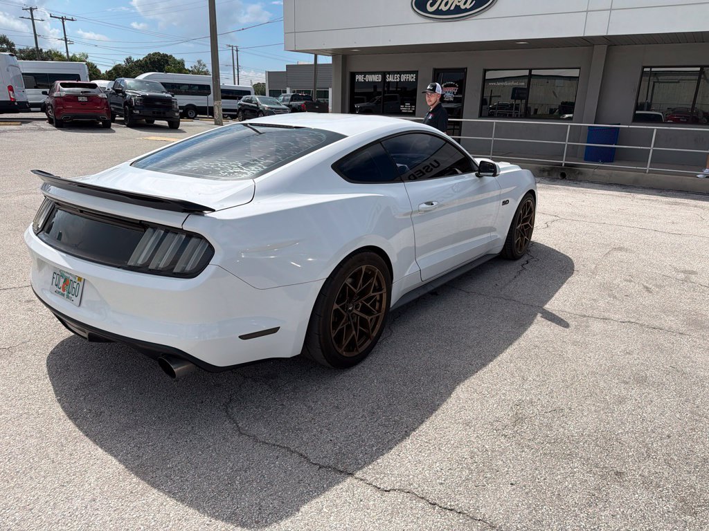 Used 2016 Ford Mustang GT RWD image 2