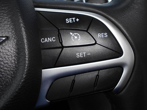 Used 2015 Chrysler 200 C w/ Navigation & Sound Group I FWD image 18