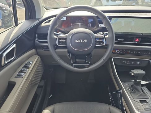 New 2026 Kia Carnival FWD image 13