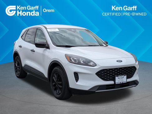 Used 2022 Ford Escape SE AWD/4WD image 1