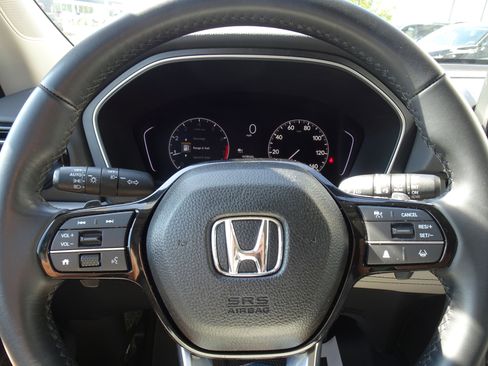 Used 2025 Honda Pilot EX-L image 21