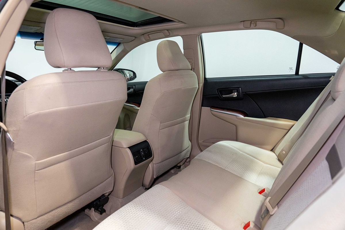 Used 2013 Toyota Camry XLE FWD image 16