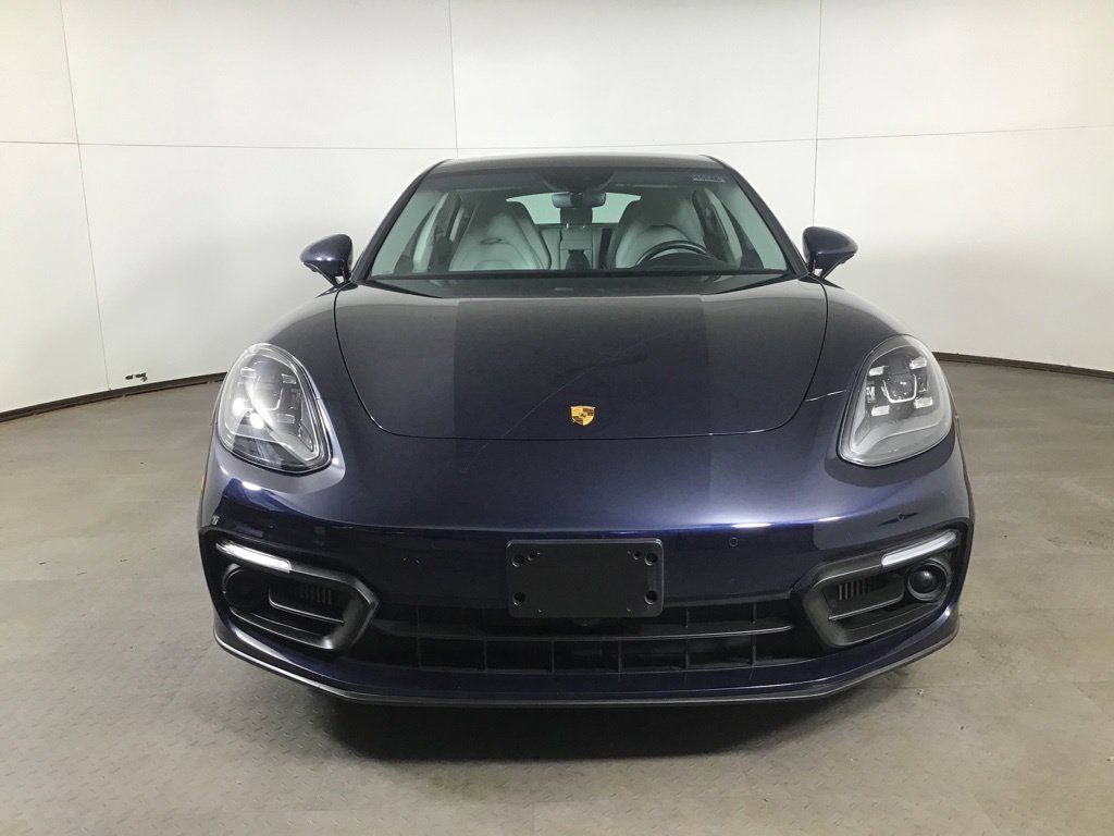 Certified 2023 Porsche Panamera image 10