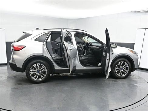 Used 2020 Ford Escape SEL image 40