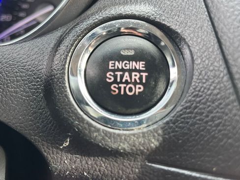 Used 2016 Subaru Legacy 3.6R Limited image 18